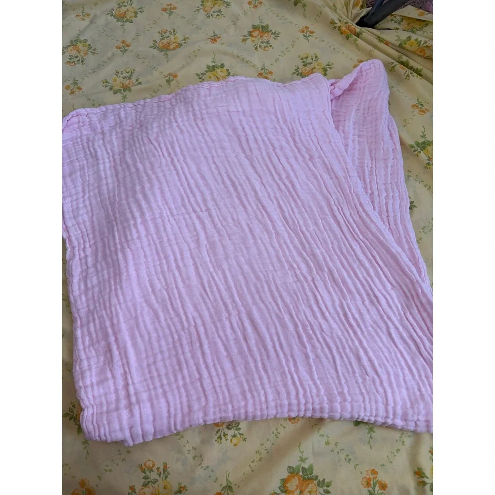The Fleece Company Pink Muslin Swaddle Blanket 100% Cotton Crinkle Blanket